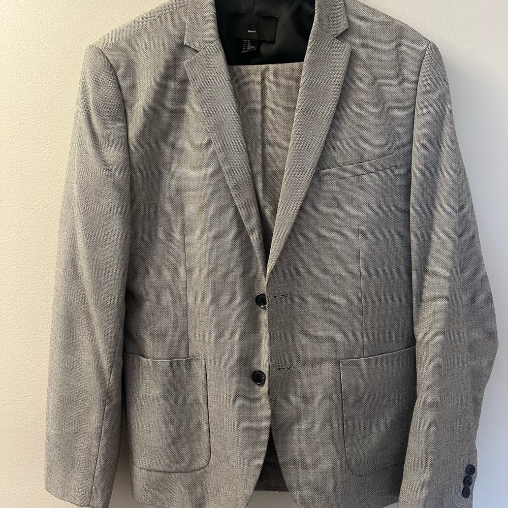H&M Light Gray Suit